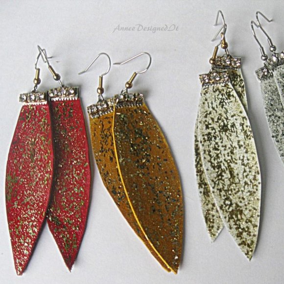 Hand Made - Stunning Leather Sparkly Earrings - Picture 2 of 6